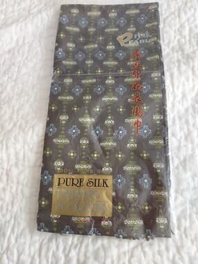 Pearl brand Pure Silk Printed Scarf Vintage New Brown Asian Fringe 24 X 24 NOS